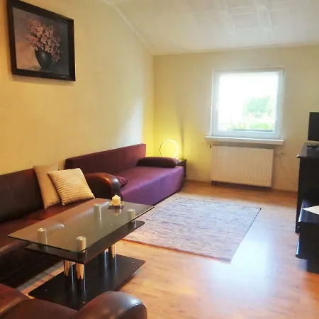 Familijny Apartament Z Garazem Legnica Exterior photo