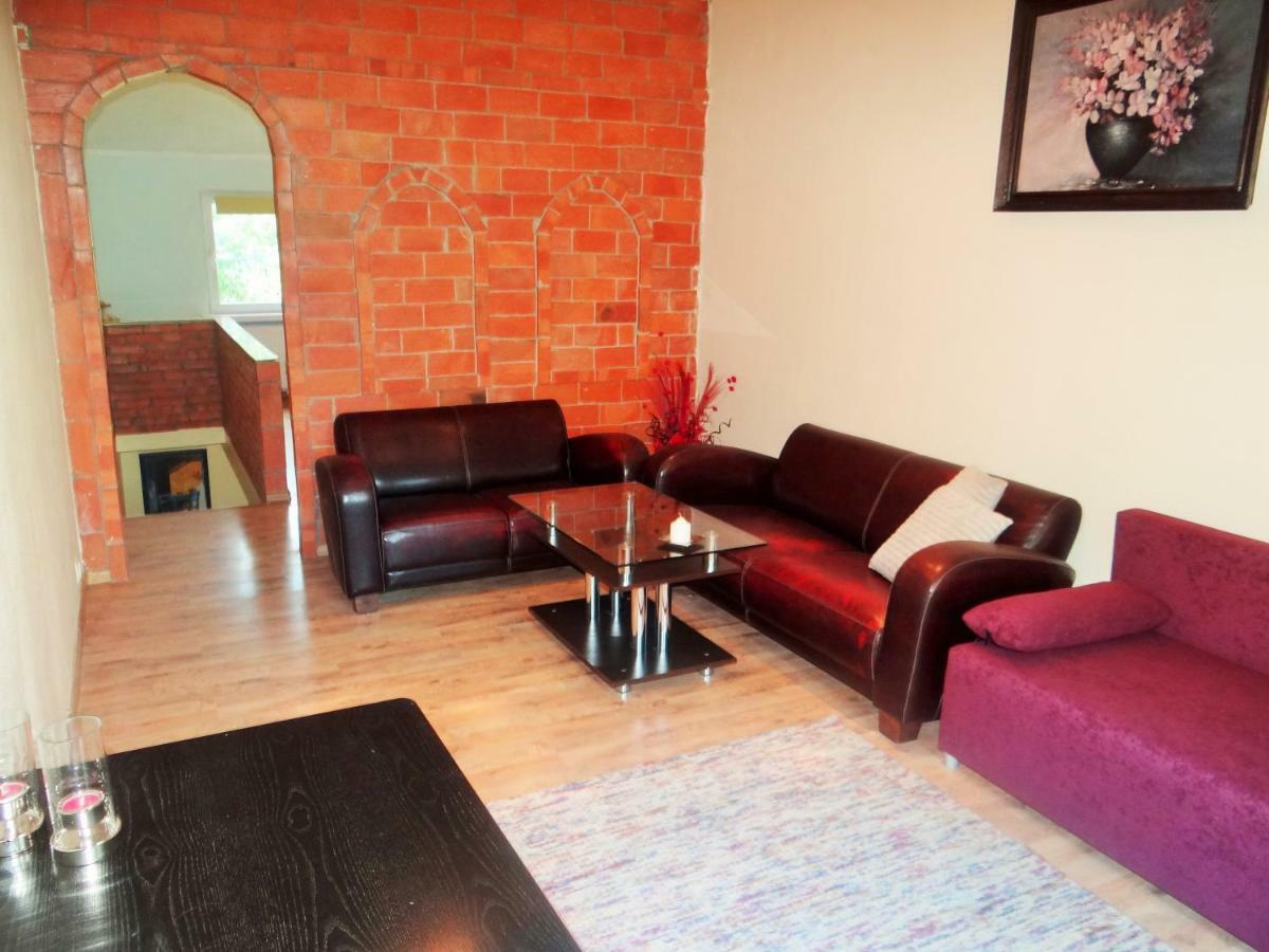 Familijny Z Garażem Legnica